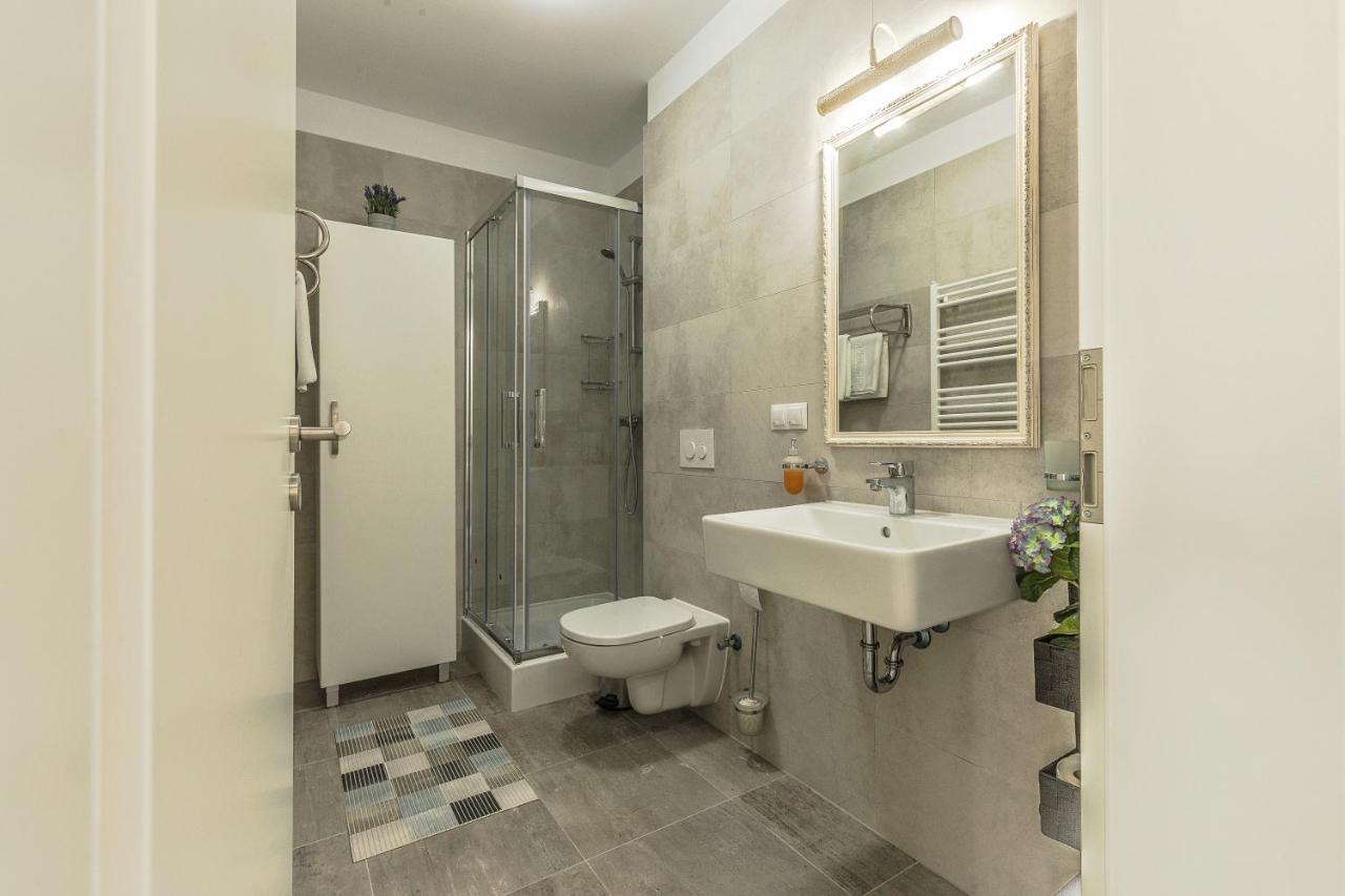 Elegant Sophia'S Apartment Brašov Exteriér fotografie